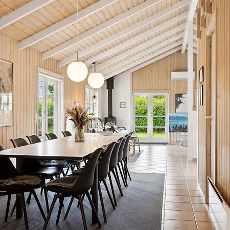 Andon - 320m From The Sea By Interhome